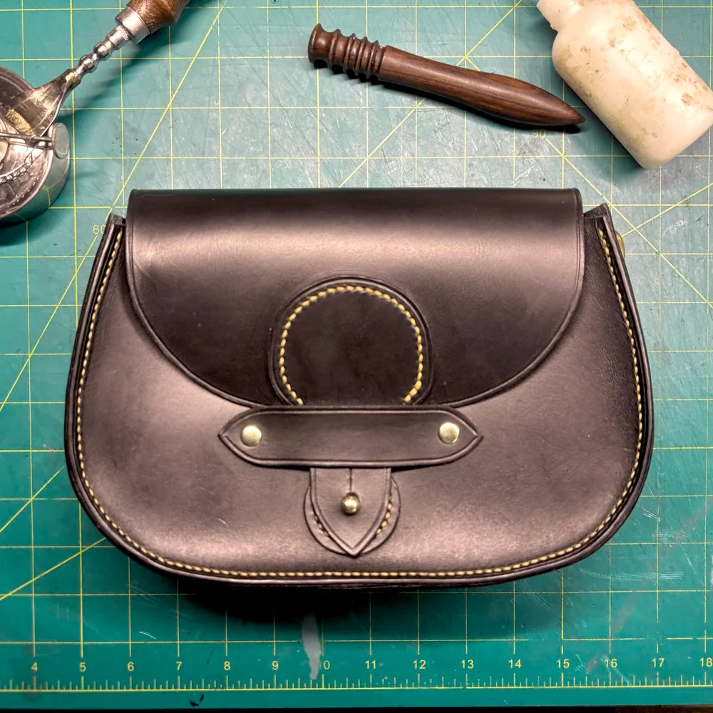 The Aura Crossbody - Colonial Black
