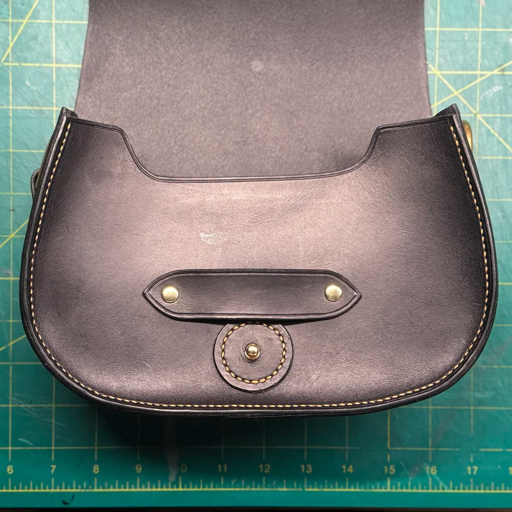 The Aura Crossbody - Colonial Black